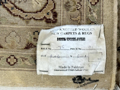 Persian Rug Handmade Wool 6x9 Floral Beige