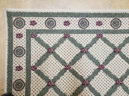 Panel Design Rug 4x5 Power-Loomed Vintage Wool and Acrylic Blend Beige and Pine Green