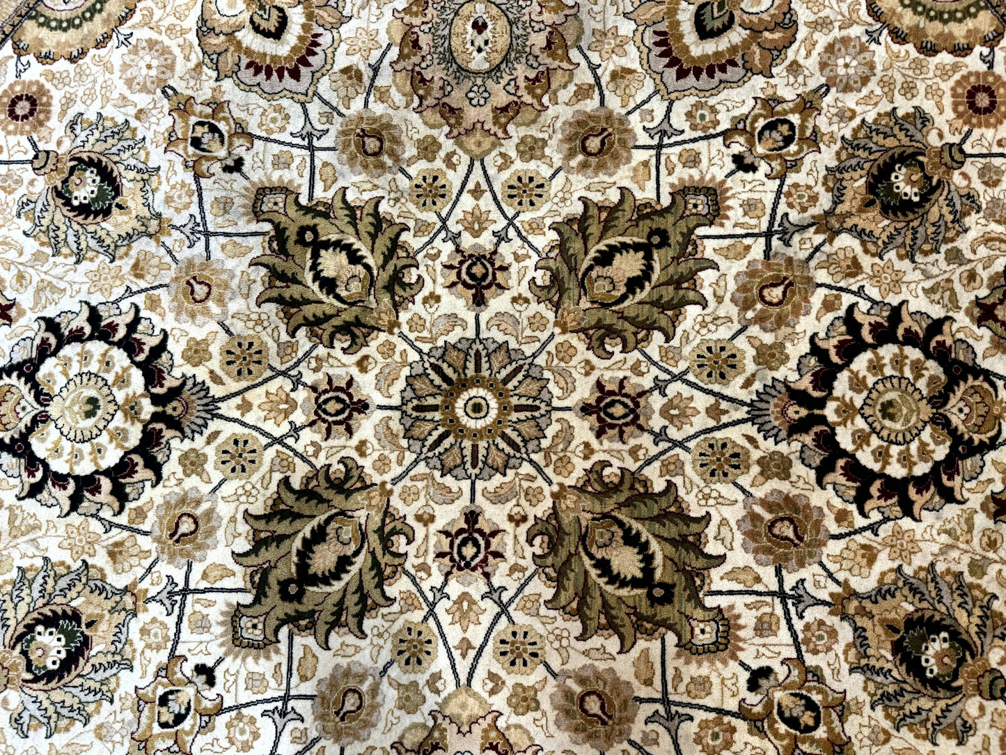 Round Pak Persian Rug 8x8, Vintage Handmade Wool Traditional Carpet, Beige Dark Red, Fine 270 KPSI