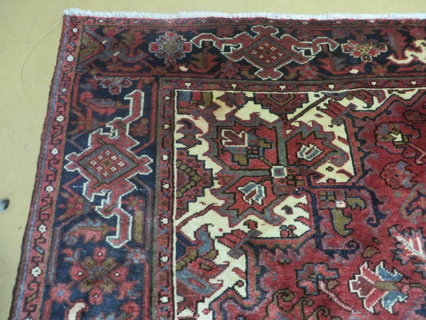 Persian Heriz Rug 8x11 Hand Knotted Wool Geometric Medallion Vintage