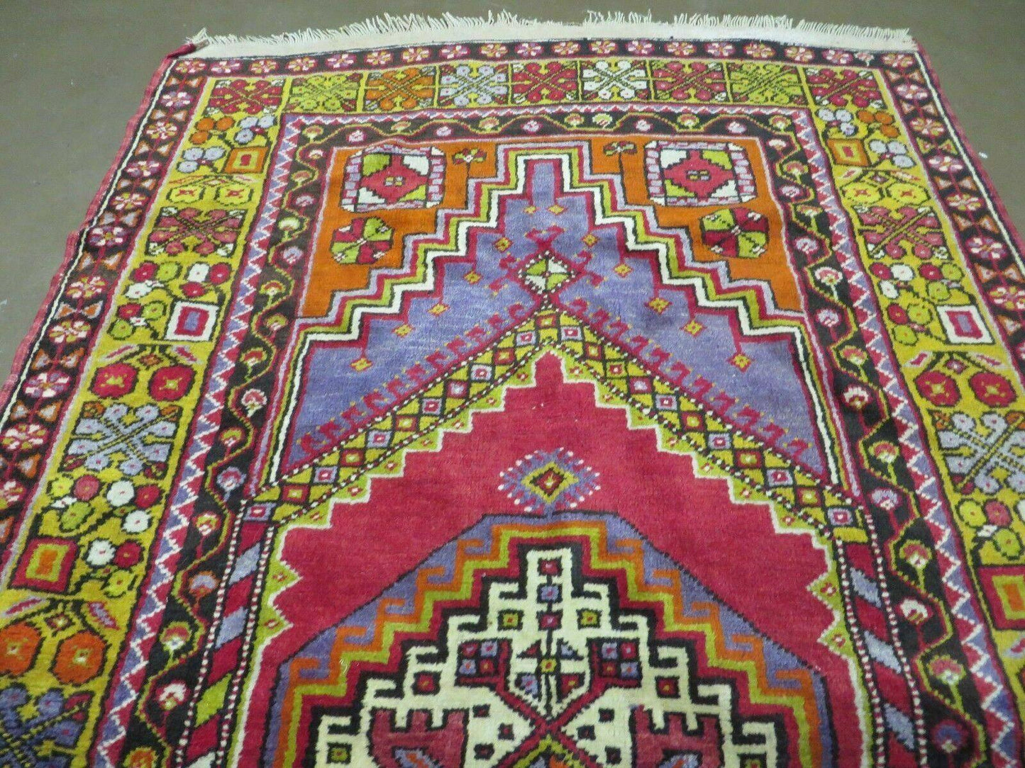 Antique Turkish Oushak Wool Rug Hand Made Open Field Medallion 3 Ft 9 In By 6 Ft 8 In