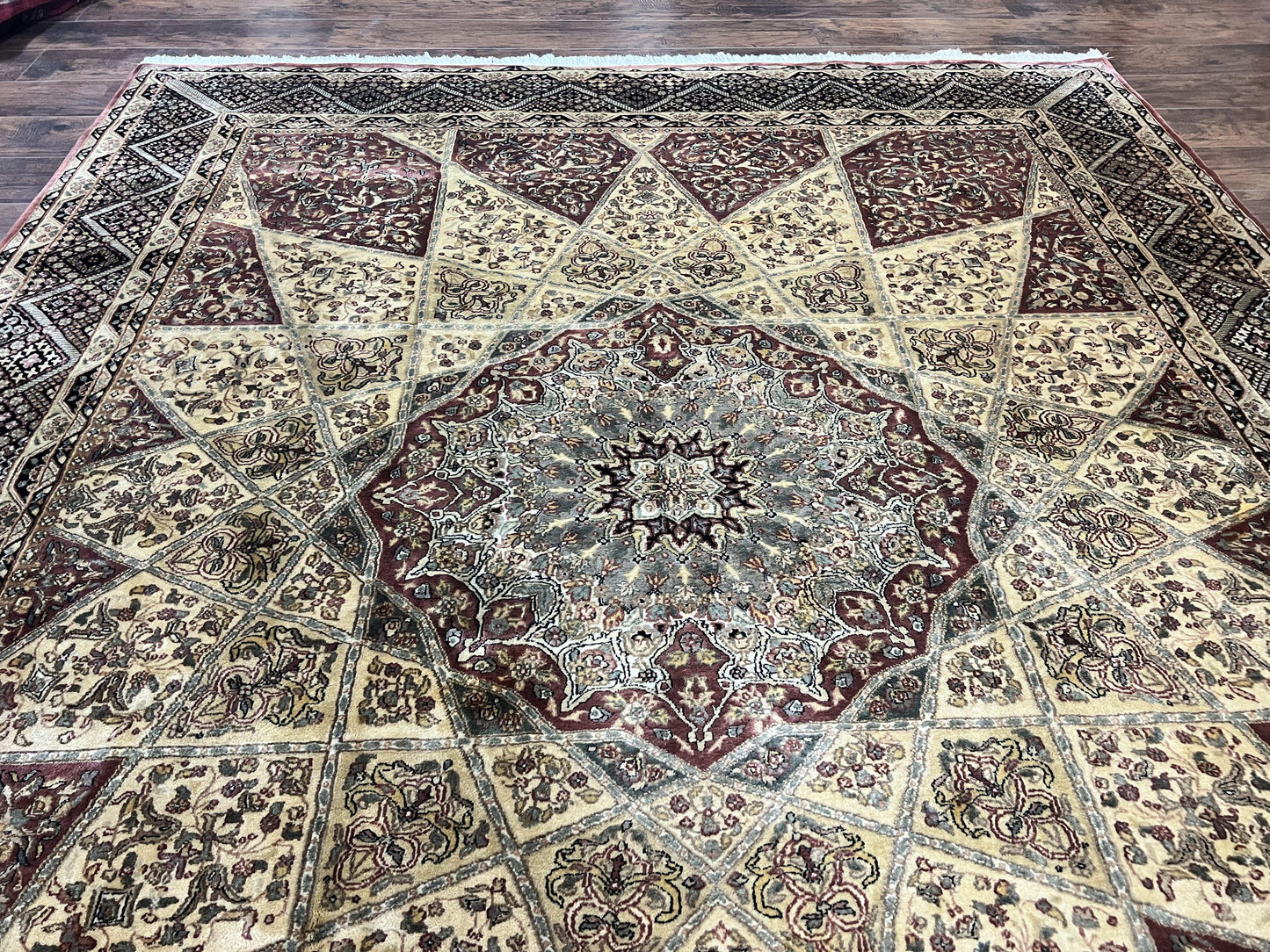 Indo Persian Rug 8x10, Dome Design, 210 KPSI, Handmade Vintage Wool Rug