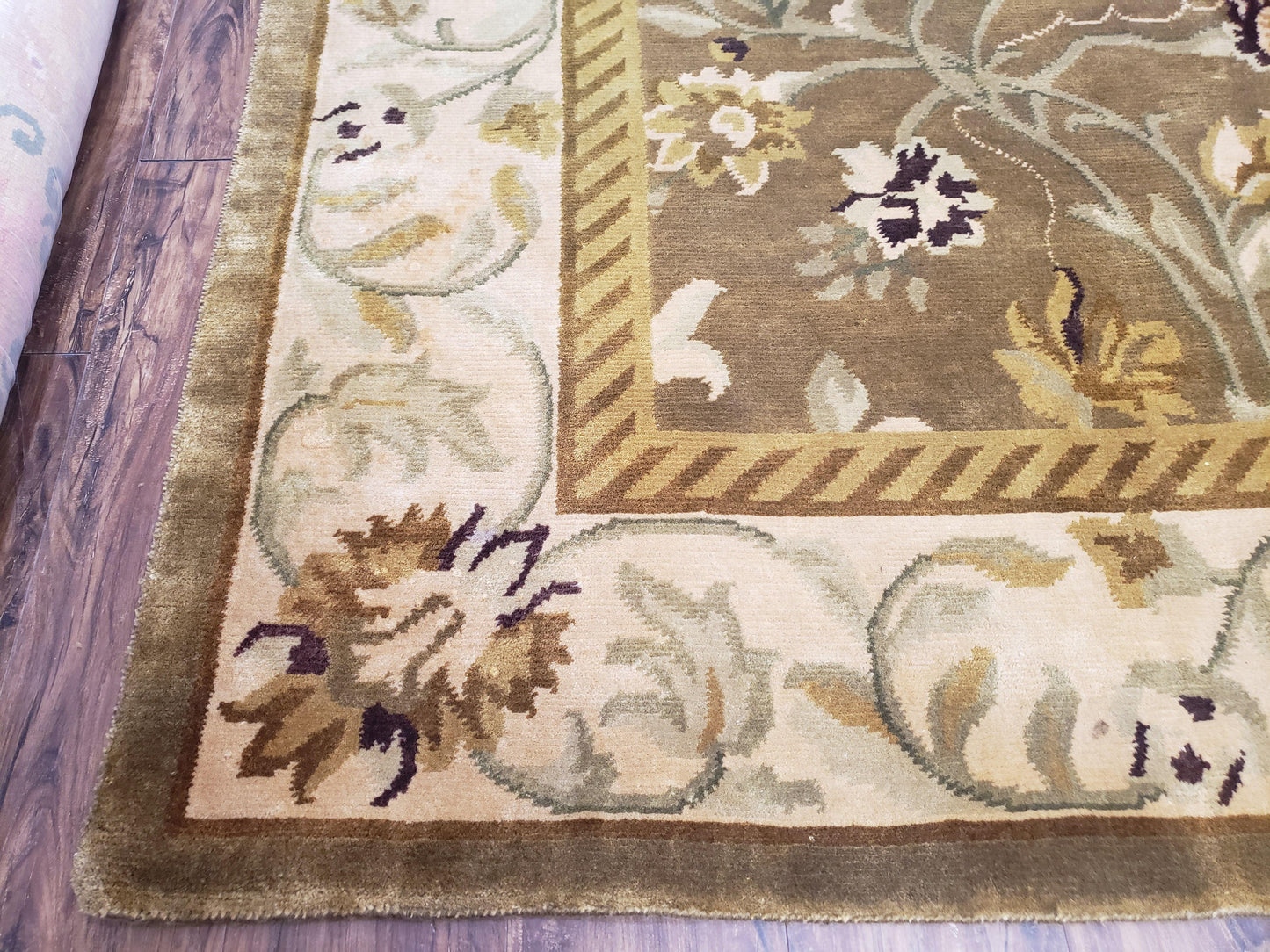 Premium Tibetan Wool Rug 8x10 Hand Knotted Green Beige Floral Area Rug