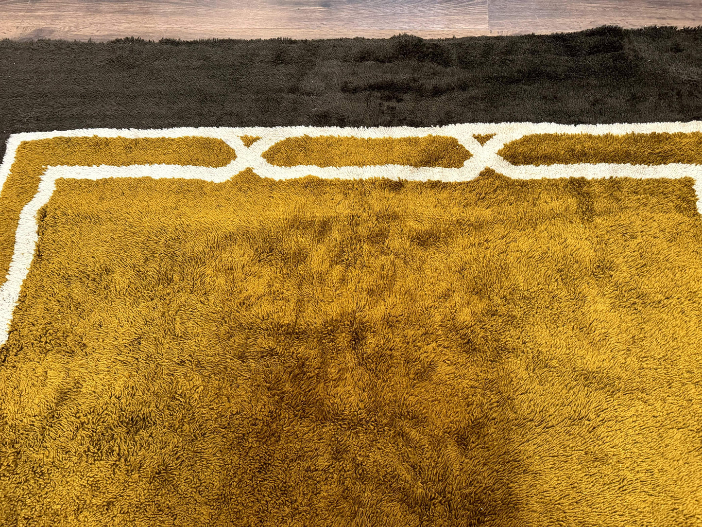 Mid Century Shag Rug 8x11, Large Vintage Shag Rug, Open Field, European Shag Rug