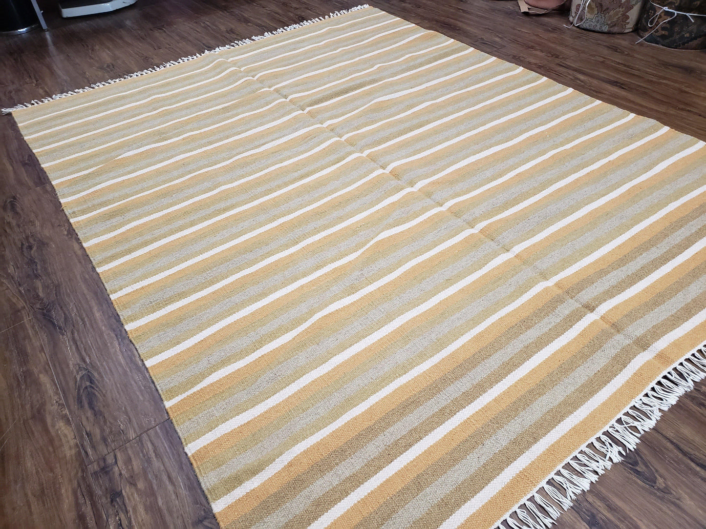 New Indian Kilim Area Rug, 6x8 - 7x8 South American Style Blanket, Striped Indian Wool Hand-Woven Flat Weave 6x9 Bedroom Rug, Ivory Ochre