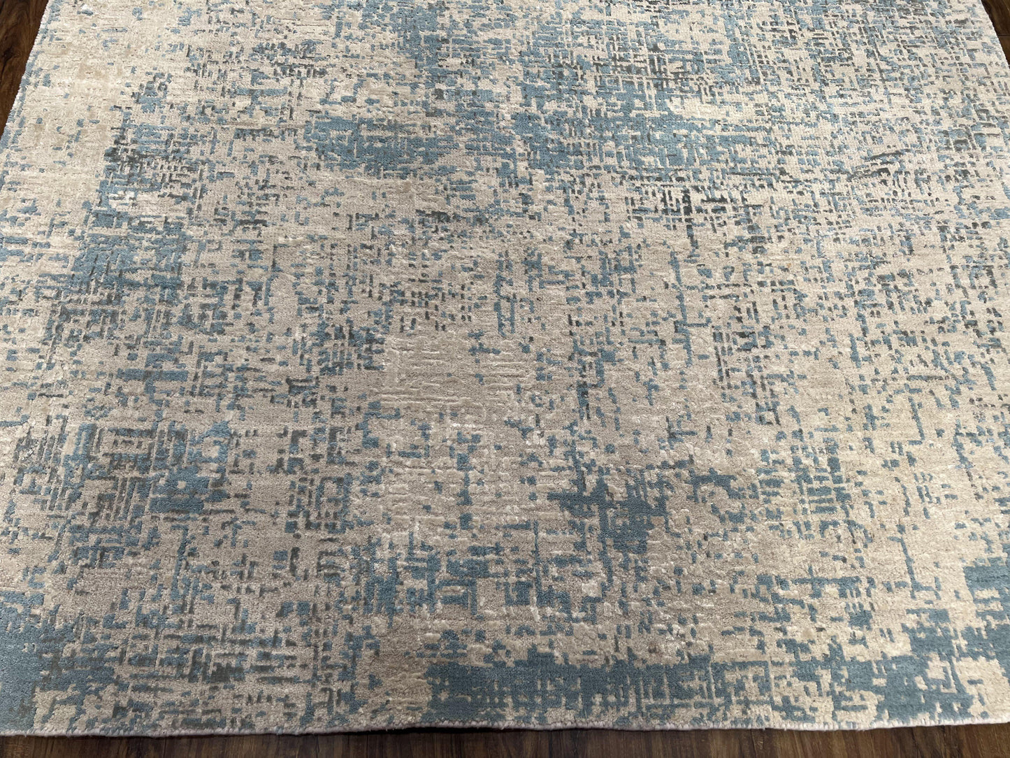 Modern Tibetan Rug 5x8 Ft Light Blue and Gray Wool Handmade Nepal Rug with Raised Pattern