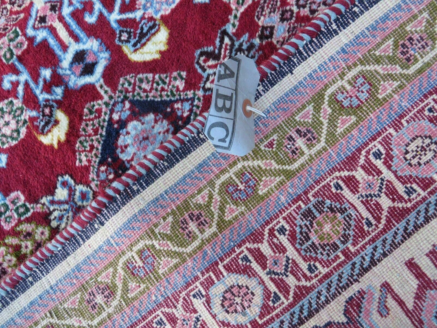 Persian Shiraz Rug Handmade Tribal Pattern