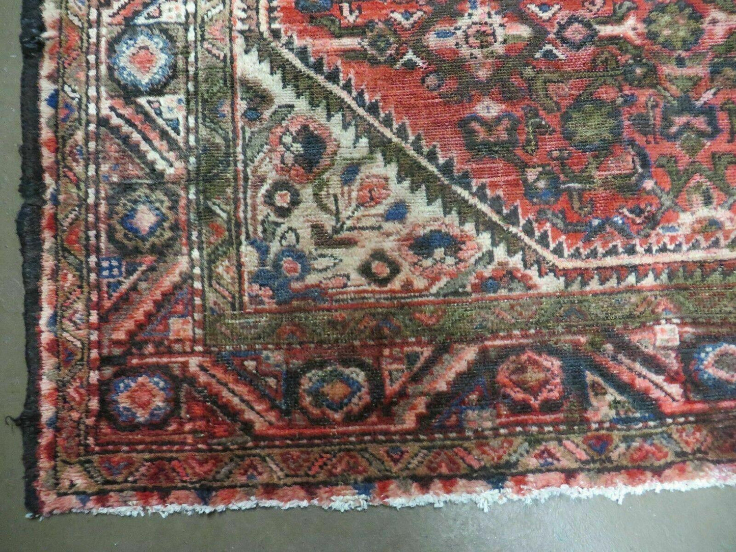 Antique Handmade Wool Rug India Floral Oriental Vegetable Dye 5 Ft 6 In By 10 Ft 4 In