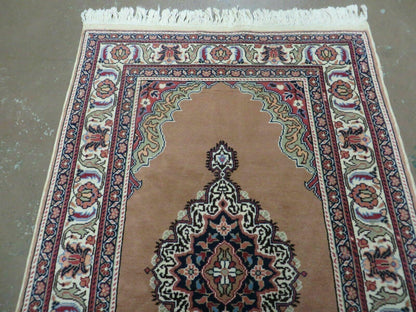 Turkish Kayseri Wool And Cotton Rug Hand Made Vintage 34x51 Floral Medallion