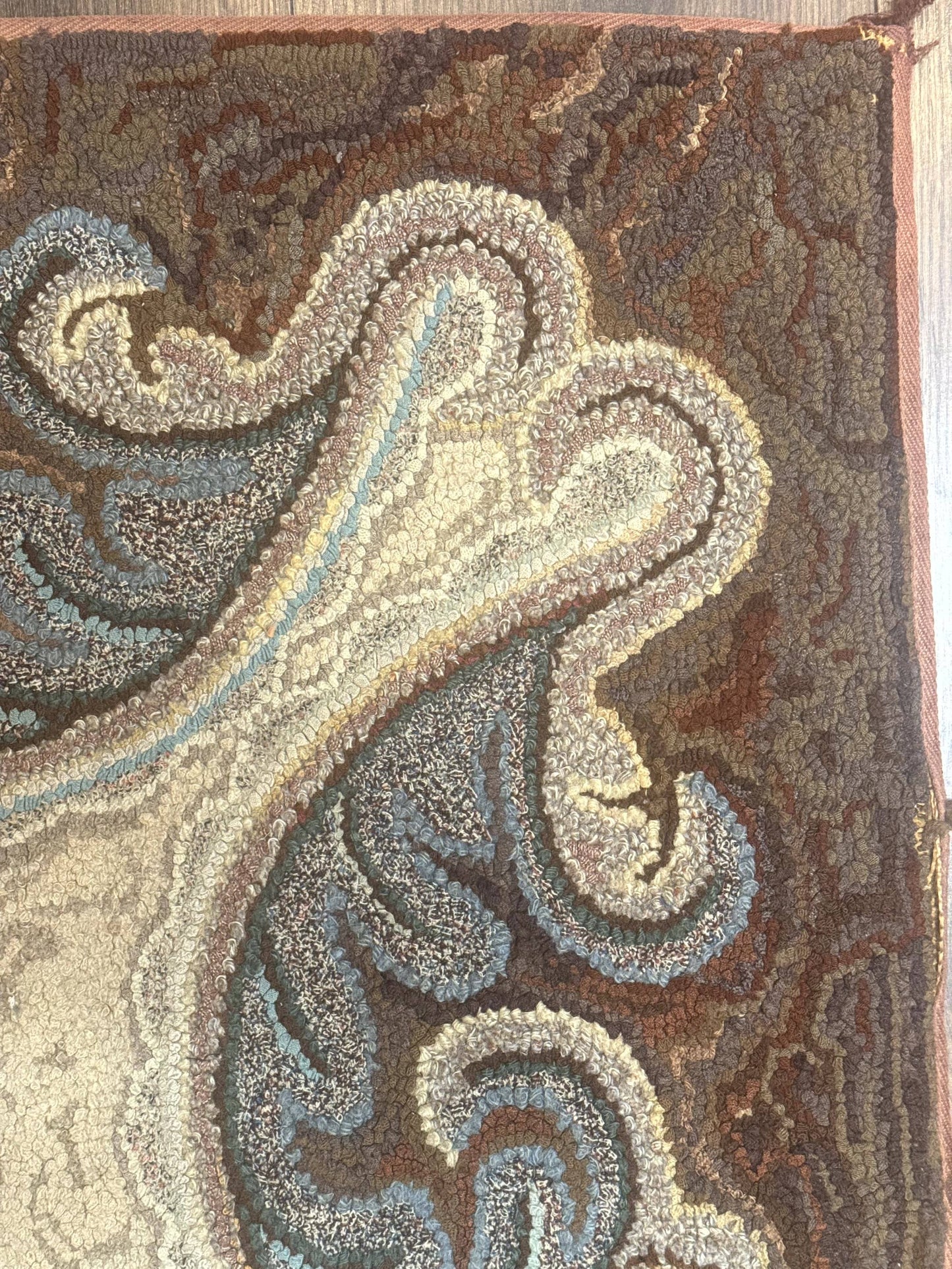 Antique American Hooked Wool Rug Floral Vintage Area Rug Handmade