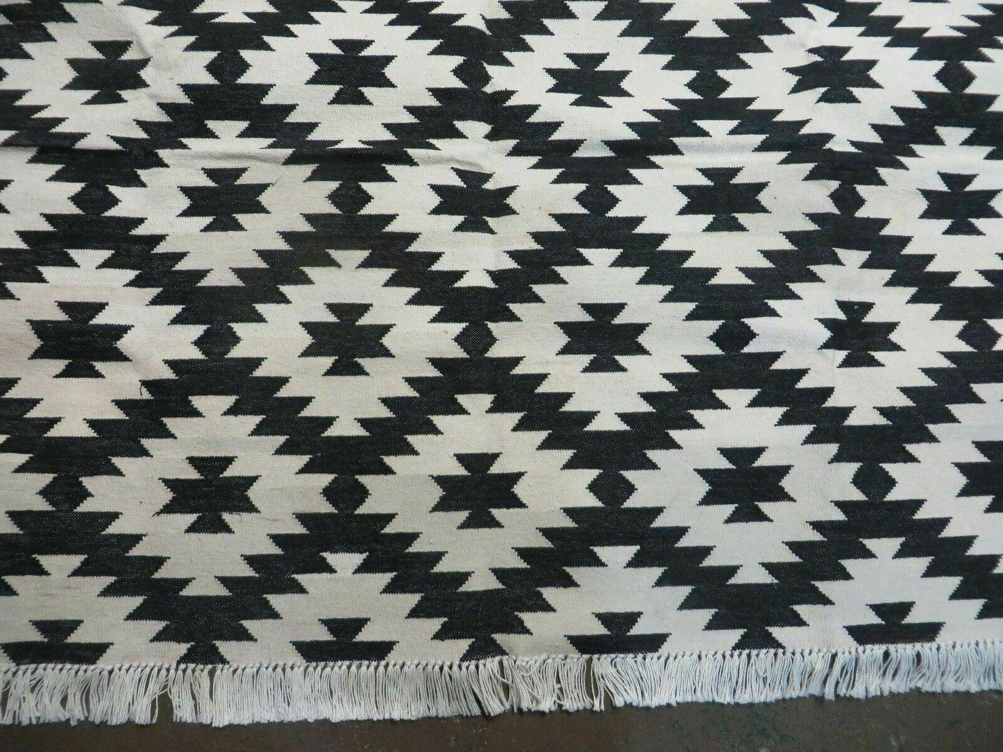 Hand Woven Wool Rug 4 Ft By 6 Ft Kilim Dhurrie Modern Oriental Area Rug Reversible