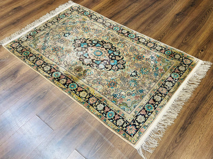 Kashmiri Silk Rug Indian Hand Knotted 3x5 Floral Medallion 200 KPSI