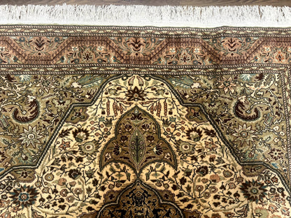 Turkish Sivas Rug 6x9 Floral Medallion Vintage Handmade Wool Carpet