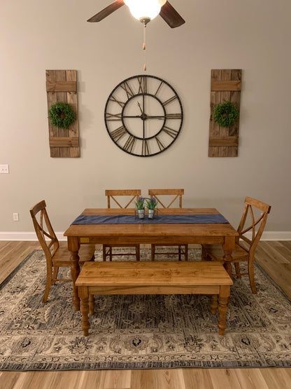 Spindle Leg Bench for Standard Tables With Thin Profile Design