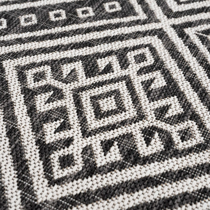 Frankville Performance Rug - Black and White All-Over Design for Stylish Interiors