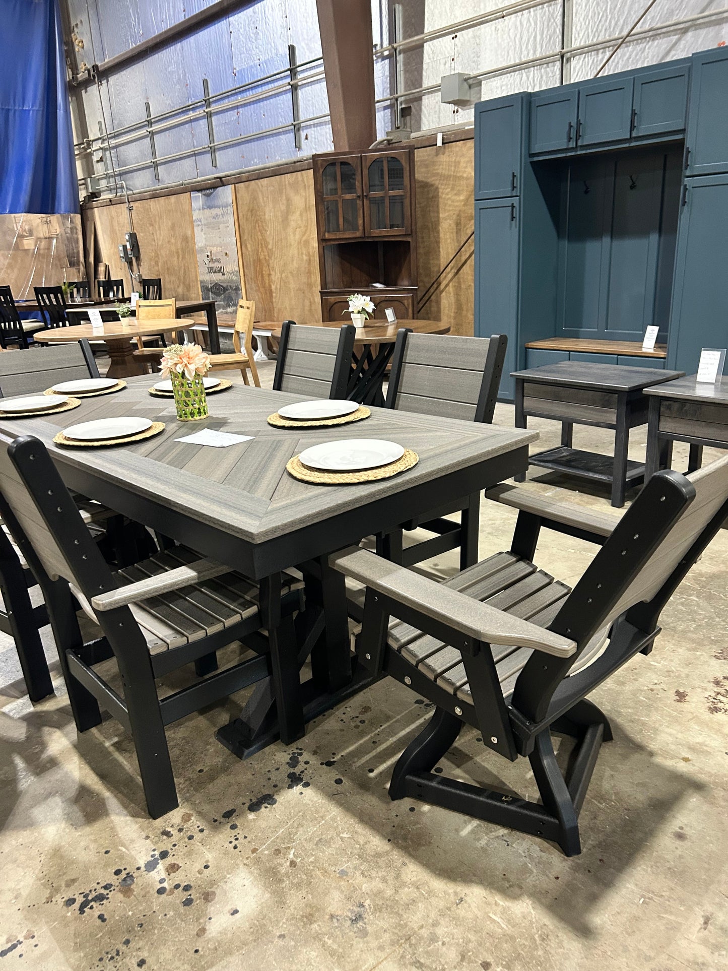 HDPE Outdoor Canyon Swivel Dining Chair All Weather Durable Patio Seating