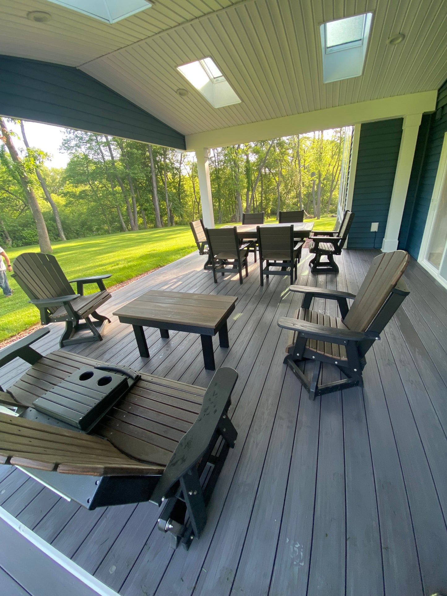 Outdoor Swivel Dining Chair With Fanback HDPE All Weather Finish