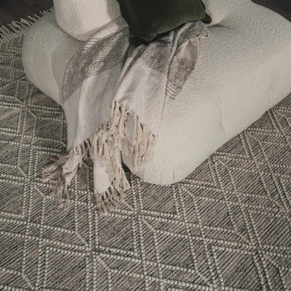 Beige Wool Rug - Ramsbury Trellis Design for Cozy Interiors