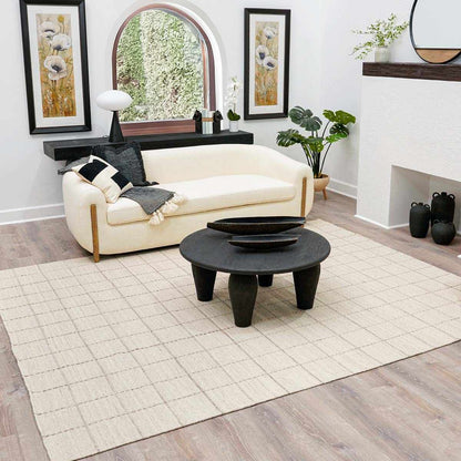Checkered Wool Rug - Cream Cozy Home Decor