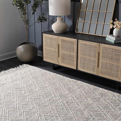 Ramsbury Wool Area Rug - Handcrafted Cozy Home Décor Rug