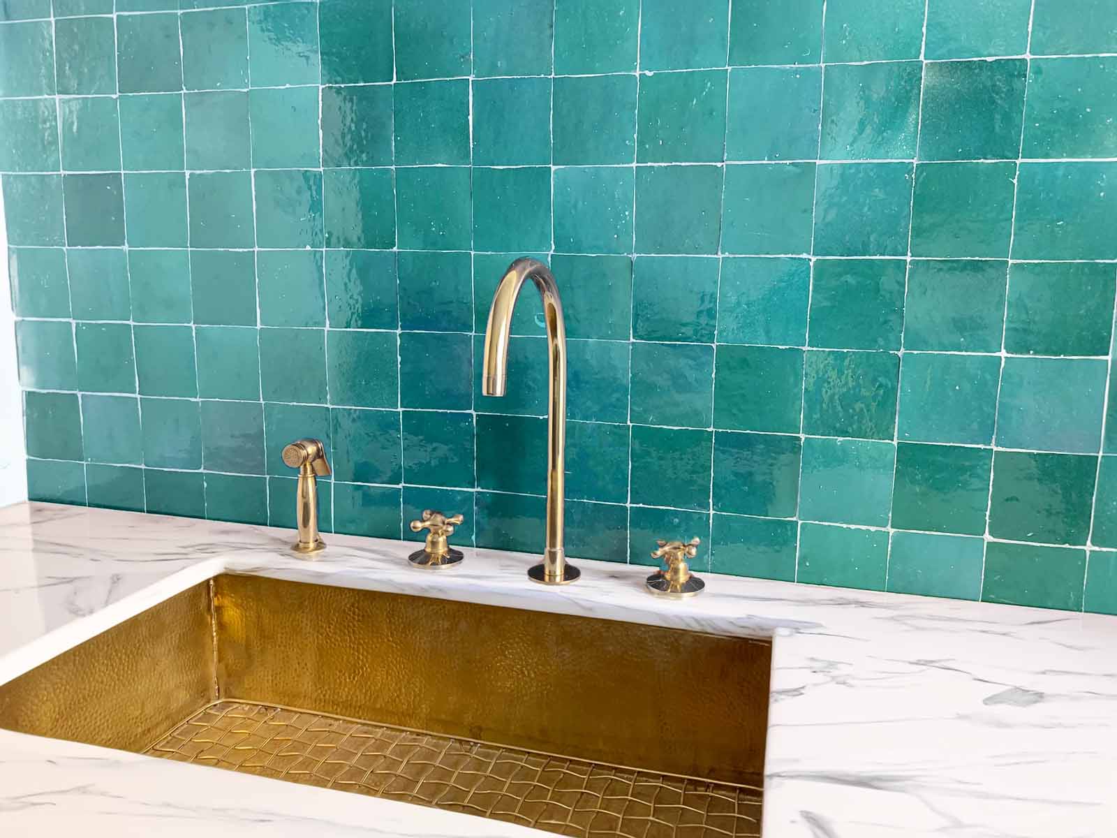 Classic brass spout