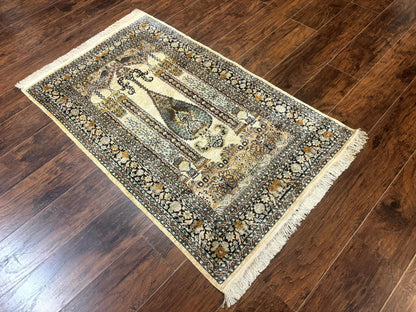 Kashmiri Silk Rug 3x4 Handmade Silk Prayer Rug 400 KPSI Premium Quality
