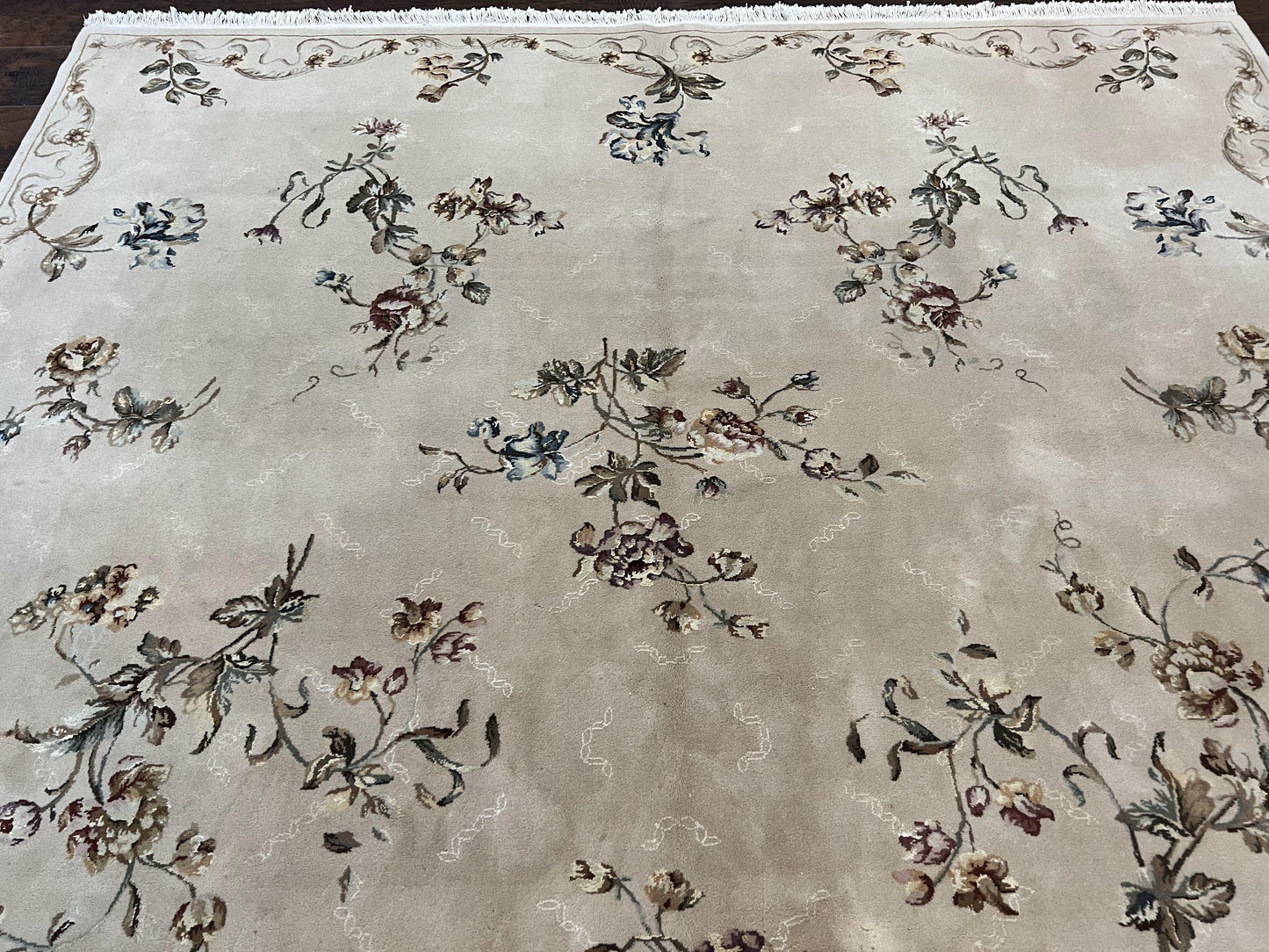 Handmade Chinese Aubusson Wool and Silk Rug 8x10 Vintage Beige Floral European Design