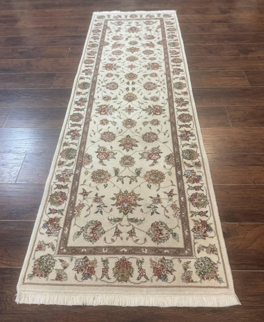 Pak Persian Runner Rug 2.6 x 8ft, Oriental Carpet for Hallway or Kitchen, Handmade, Wool and Silk Highlights