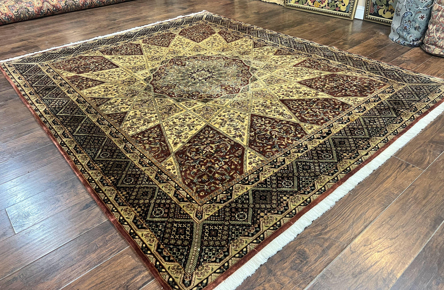 Indo Persian Rug 8x10, Dome Design, 210 KPSI, Handmade Vintage Wool Rug