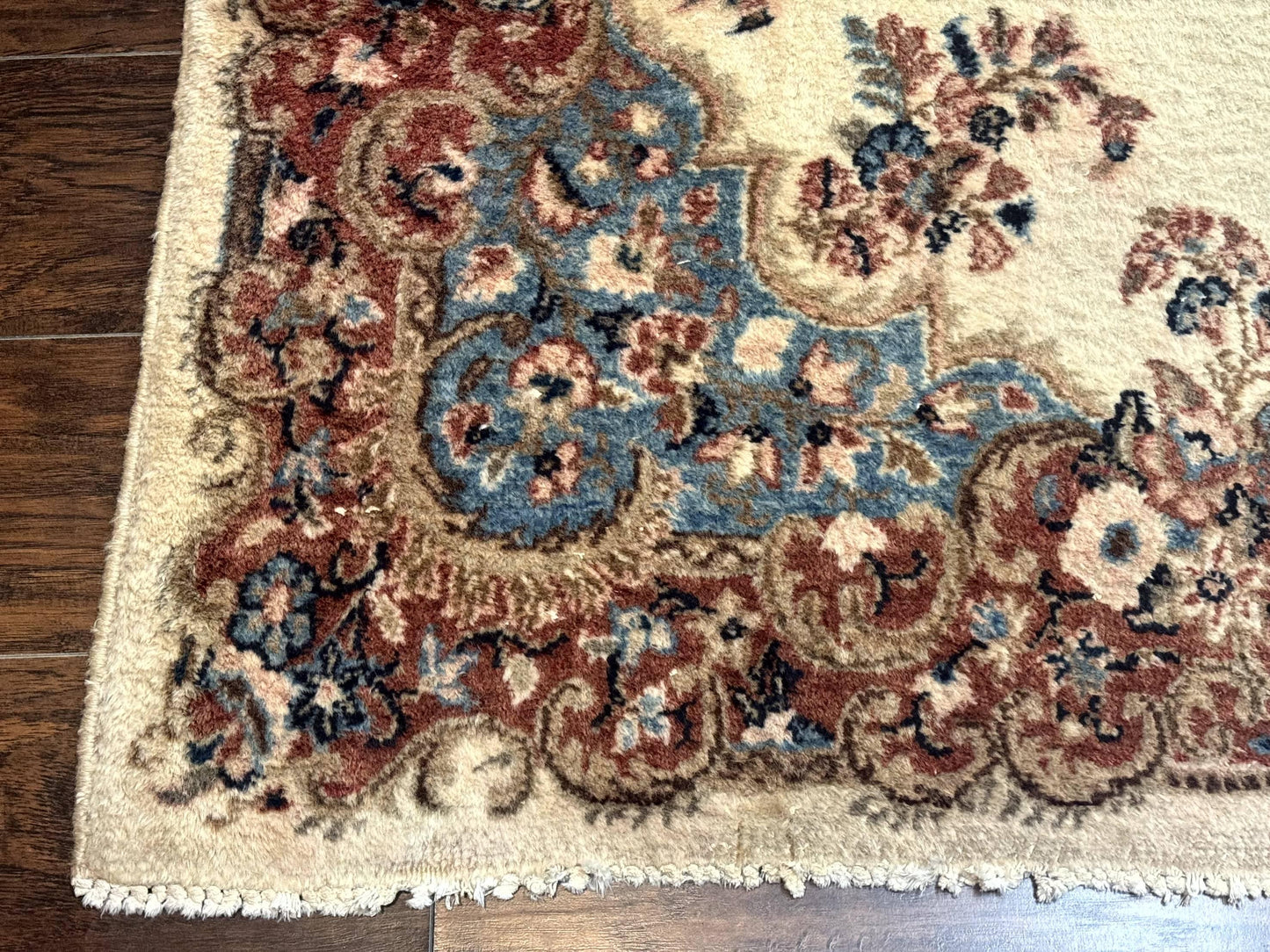 Square Persian Kerman Rug, Beige/Cream and Light Blue, Traditional Persian Rug, 5.5 x 5.5 ft