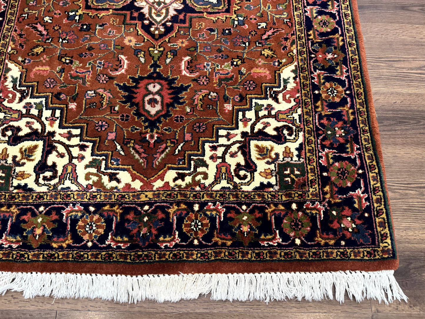 Indo Persian Heriz Rug 4x6 Handmade Wool Vintage Rust Red Navy Cream