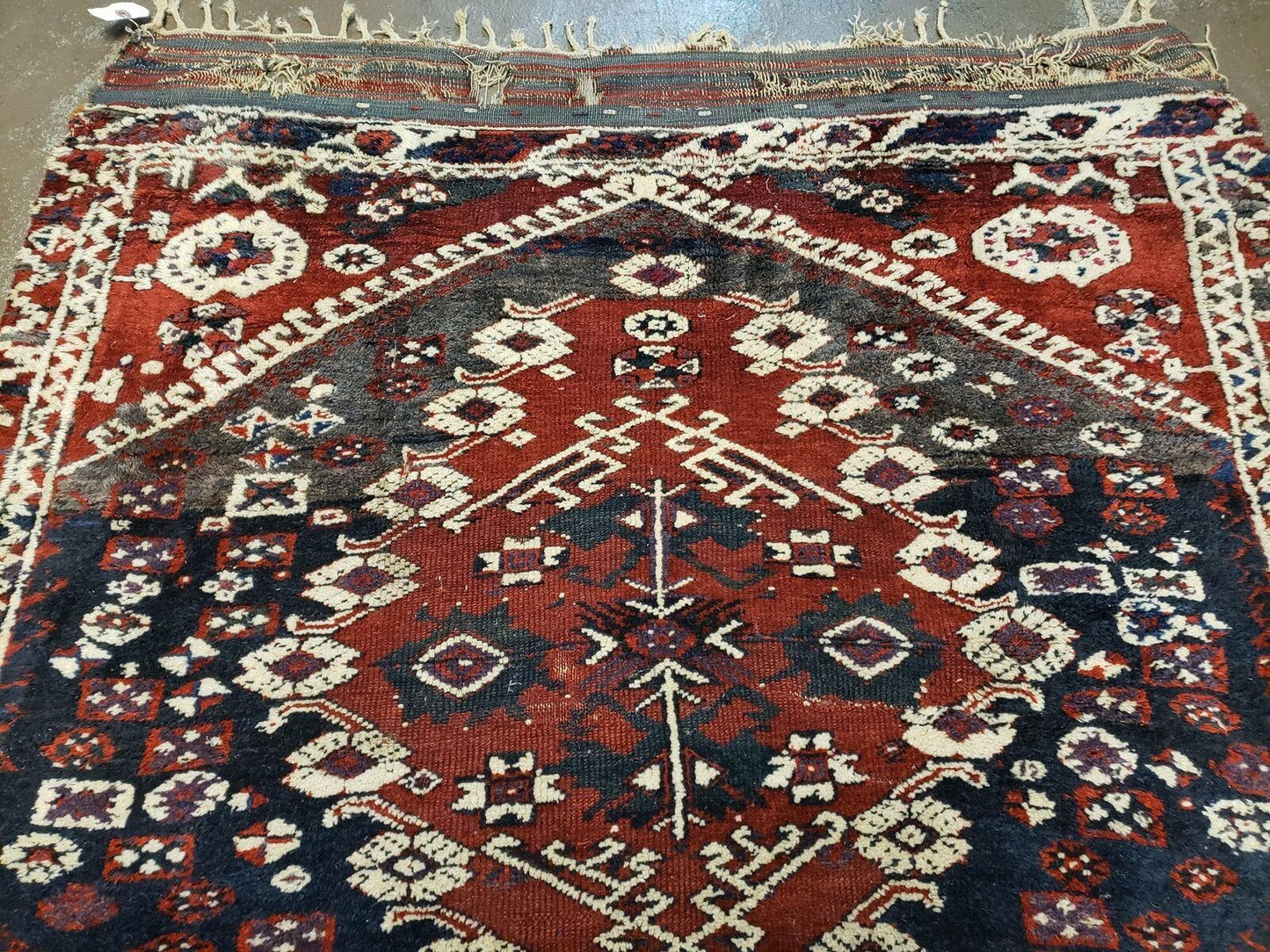 Antique Turkish Rug Bergama Wool Handmade With Vegetable Dyes Medallion Pattern 47 By 52 Inches