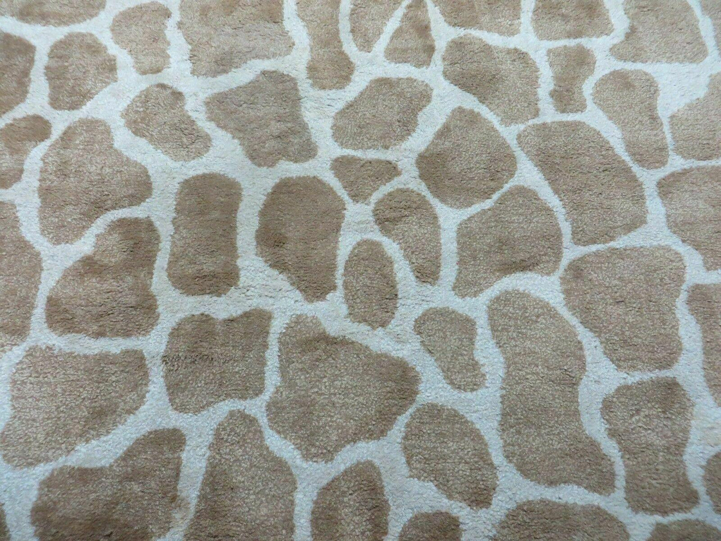 Safavieh Hand Tufted Wool And Viscose 6x9 Rug Modern Design