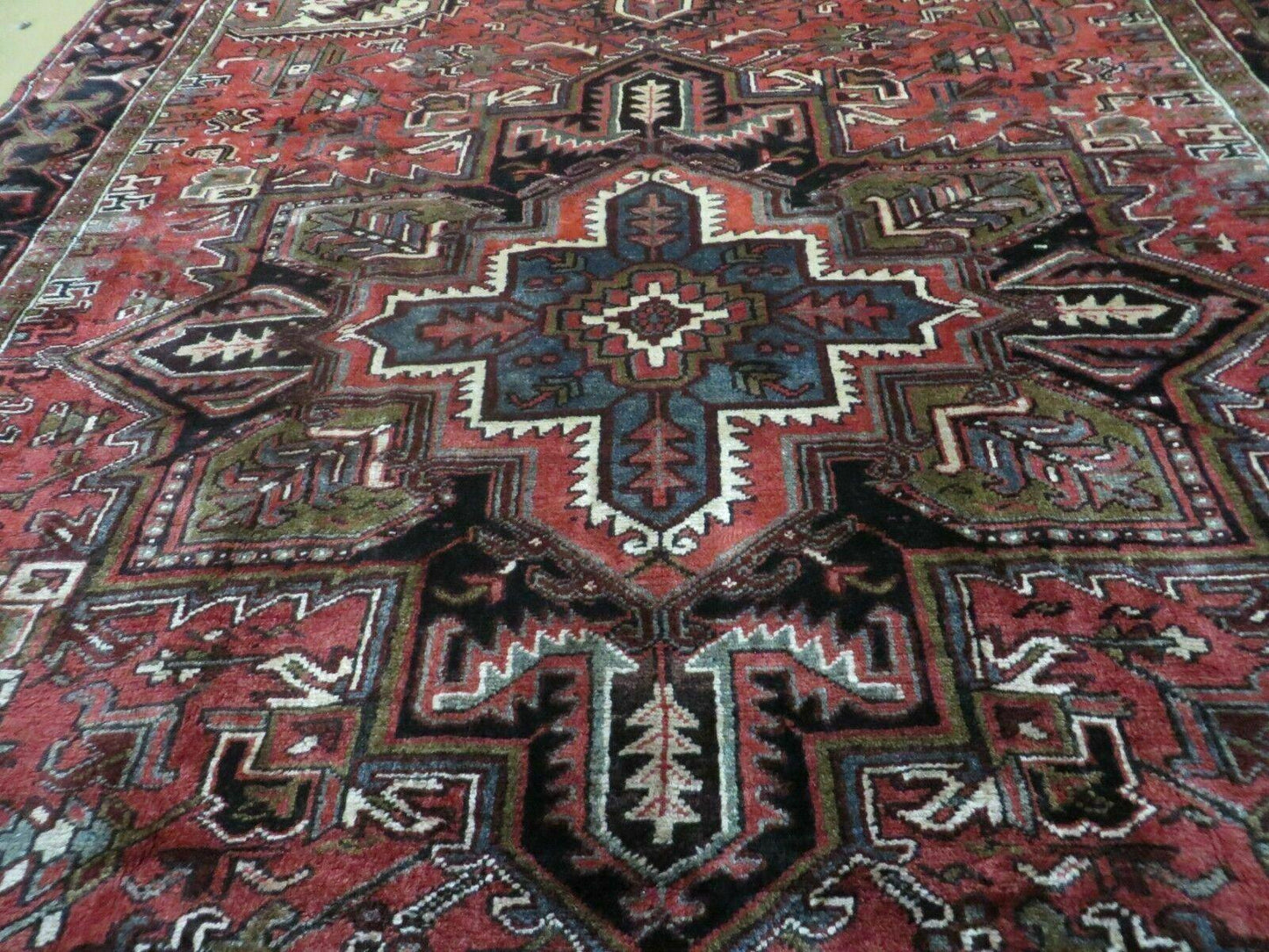Persian Heriz Rug 8x12 Hand Knotted Wool Geometric Medallion Room Size Carpet