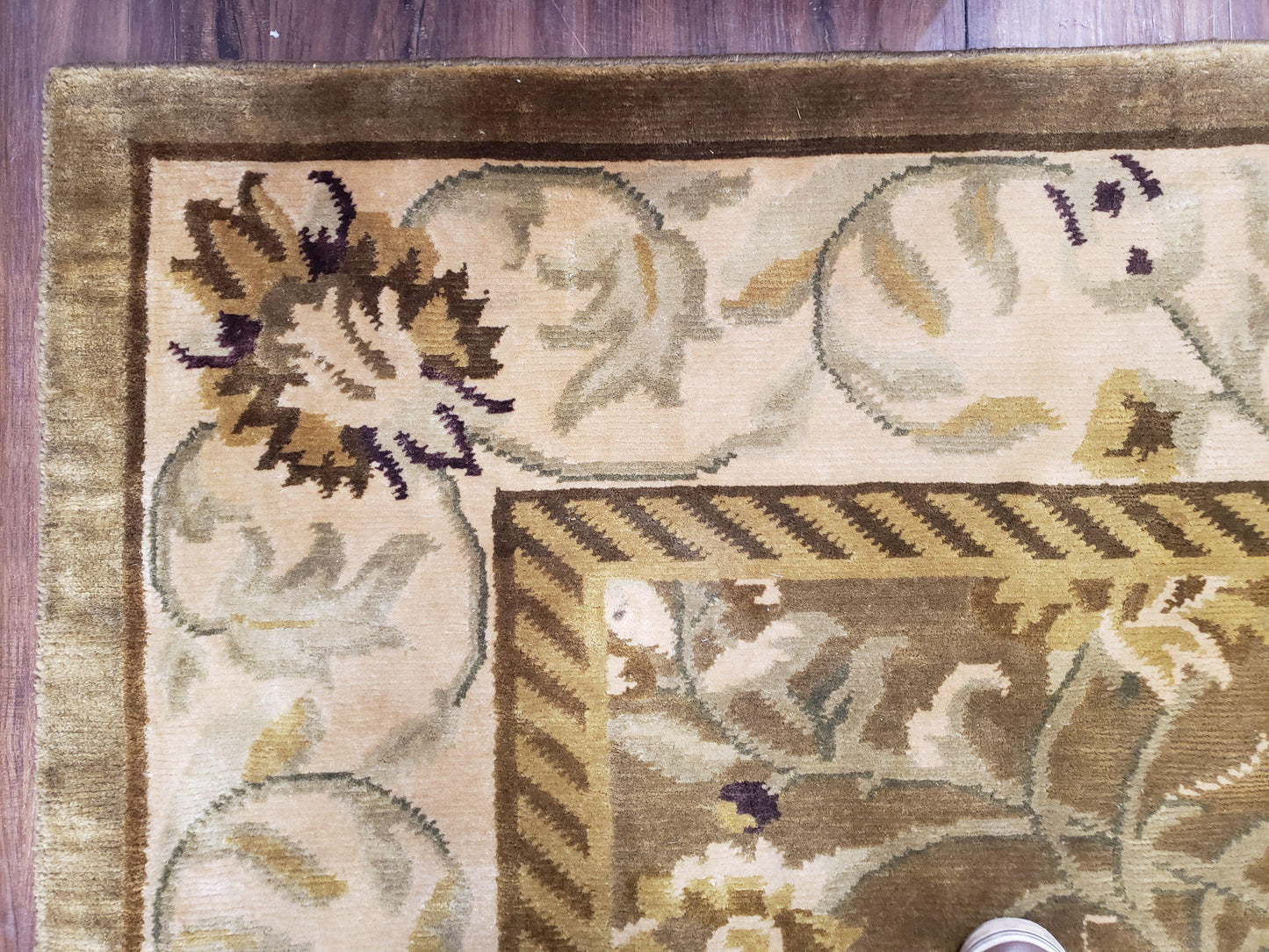 Premium Tibetan Wool Rug 8x10 Hand Knotted Green Beige Floral Area Rug