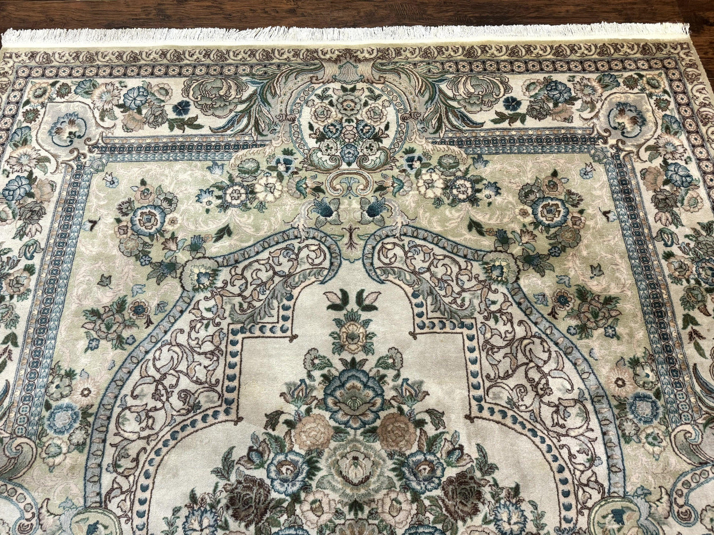 Handmade Persian Rug Wool Vintage Floral Medallion Oriental Carpet 8 By 10.6