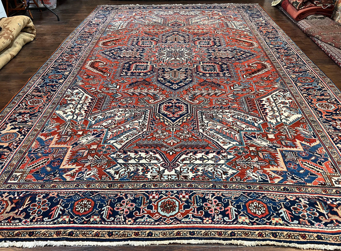 Antique Persian Heriz Rug – 11x16 Palace Size, Geometric Medallion, 1920s