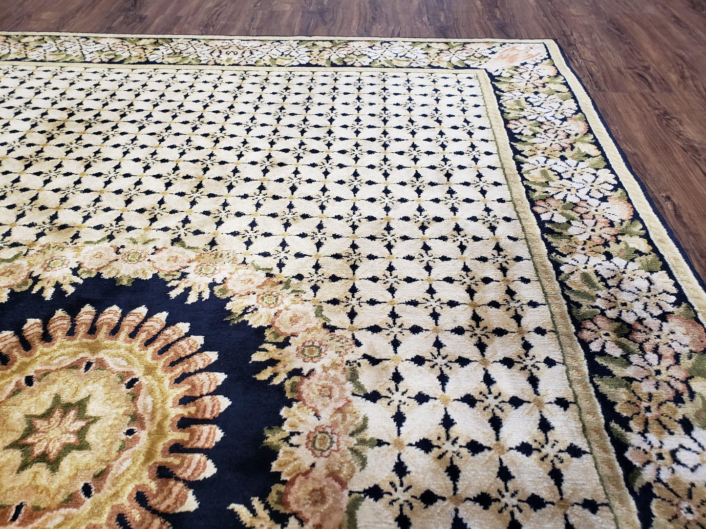 Indo Tibetan Wool Rug Handmade 6x8 Floral Border In Black Cream