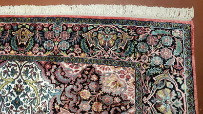 Indian Kashmiri Silk Rug 6x10, Ivory, Floral Medallion