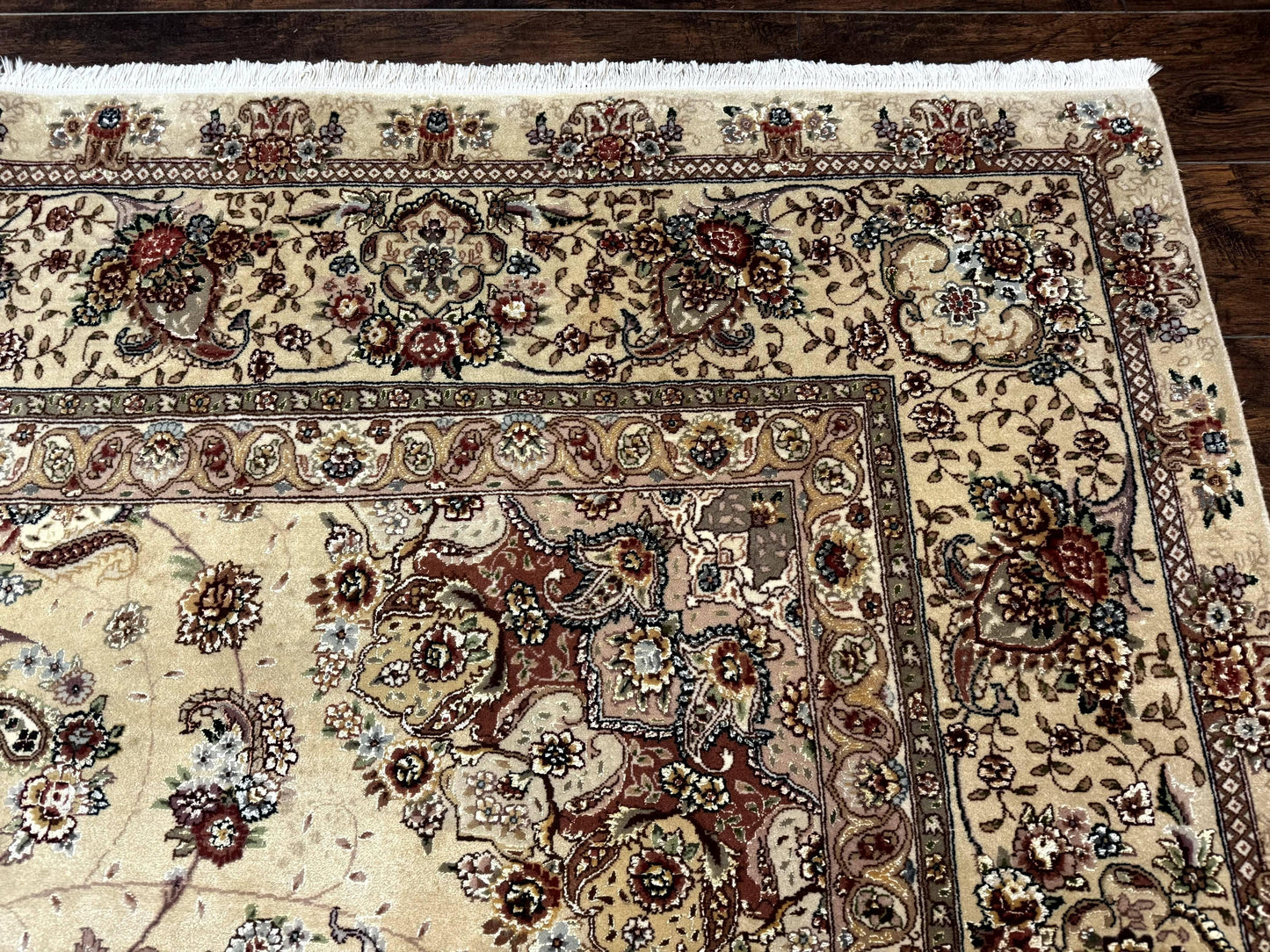 Sino Persian Rug 8x10, Wool and Silk Highlights, 290 KPSI, Floral Medallion