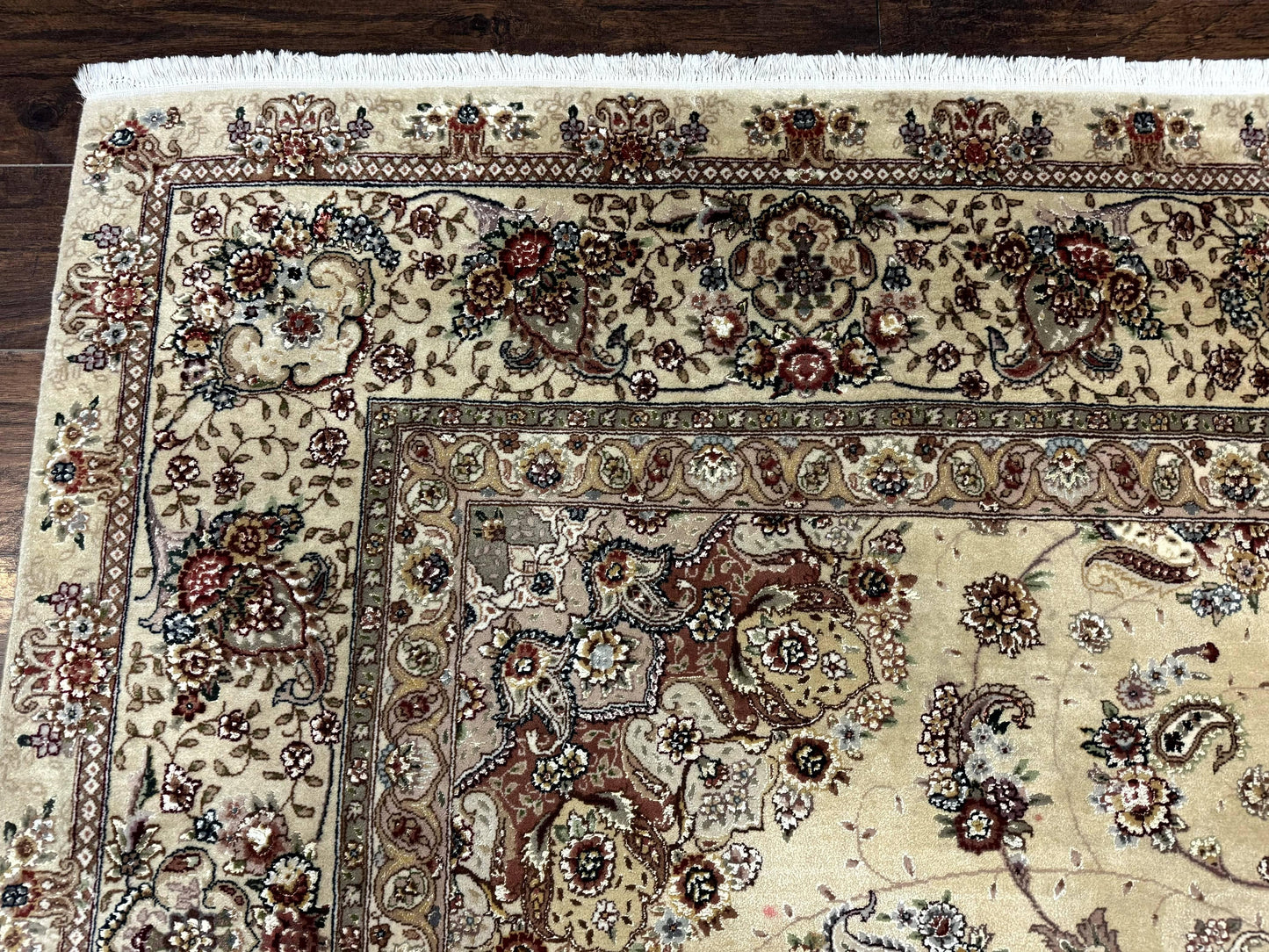 Sino Persian Rug 8x10, Wool and Silk Highlights, 290 KPSI, Floral Medallion