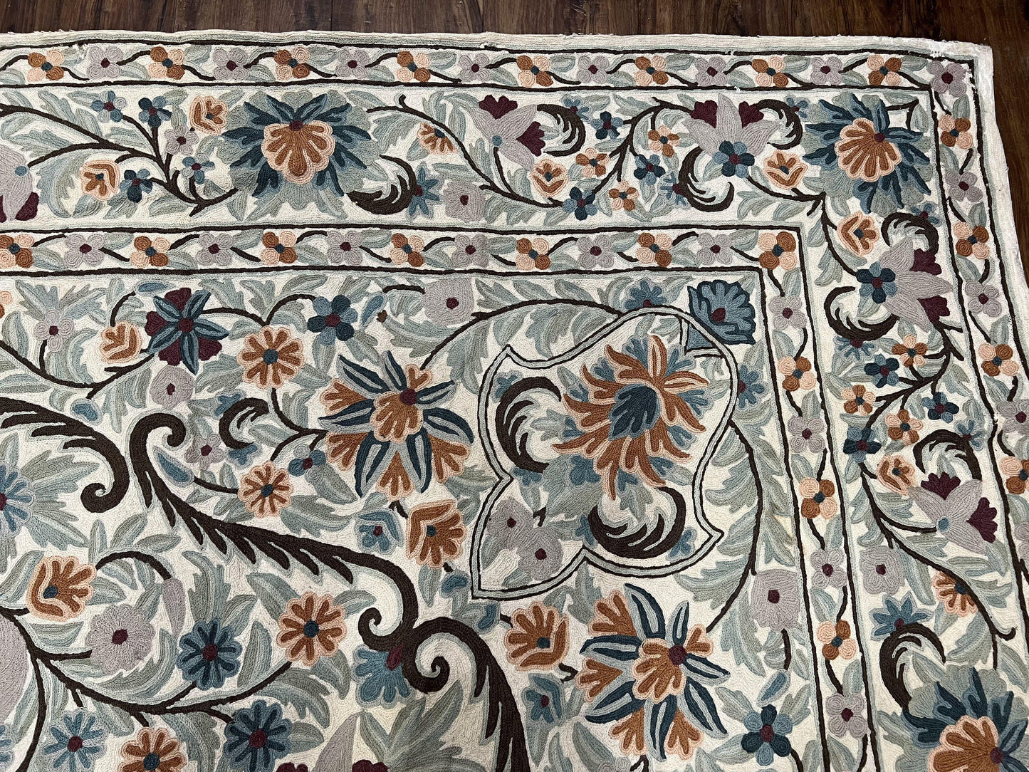 Hand Stitched Wool Rug Chain Stitched 9x12 Vintage Indian Medallion Rug