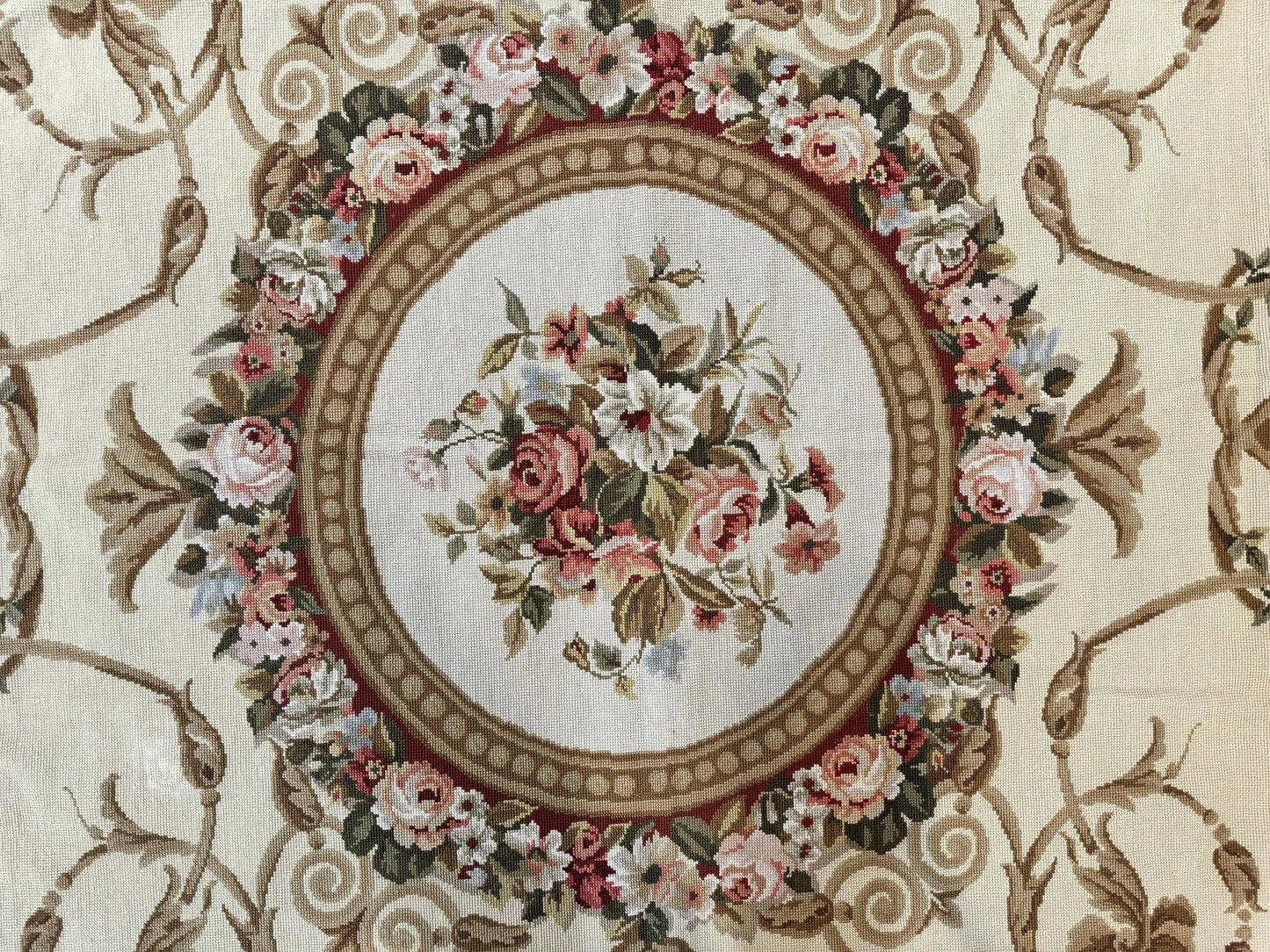 Elegant Aubusson Needlepoint Rug 9x11 Handmade Wool Flatweave Floral Cream