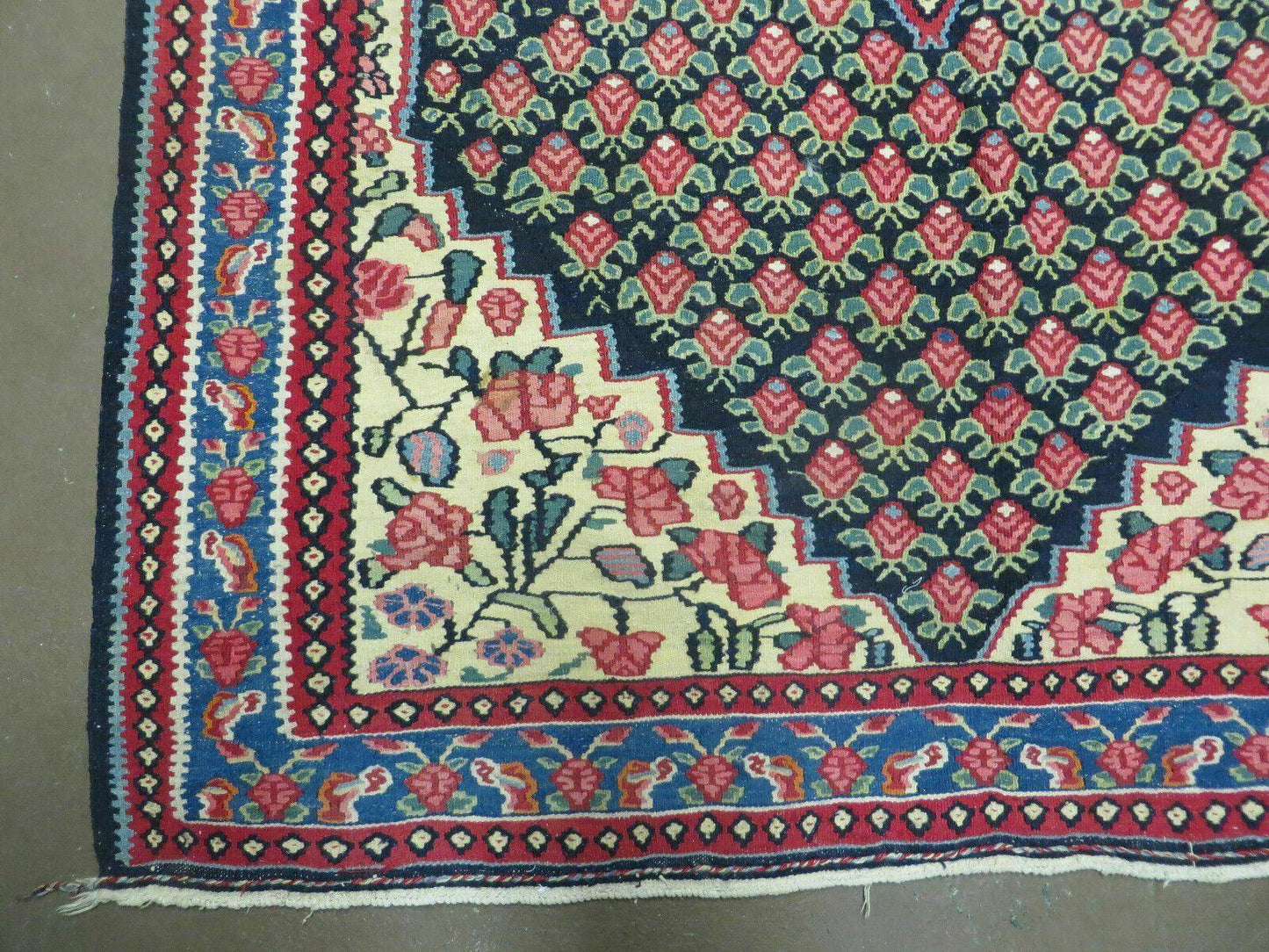 Turkish Kilim Flat Weave Rug Vintage Handmade Tribal Two Sided 3 Ft 11 In X 6 Ft 1 In