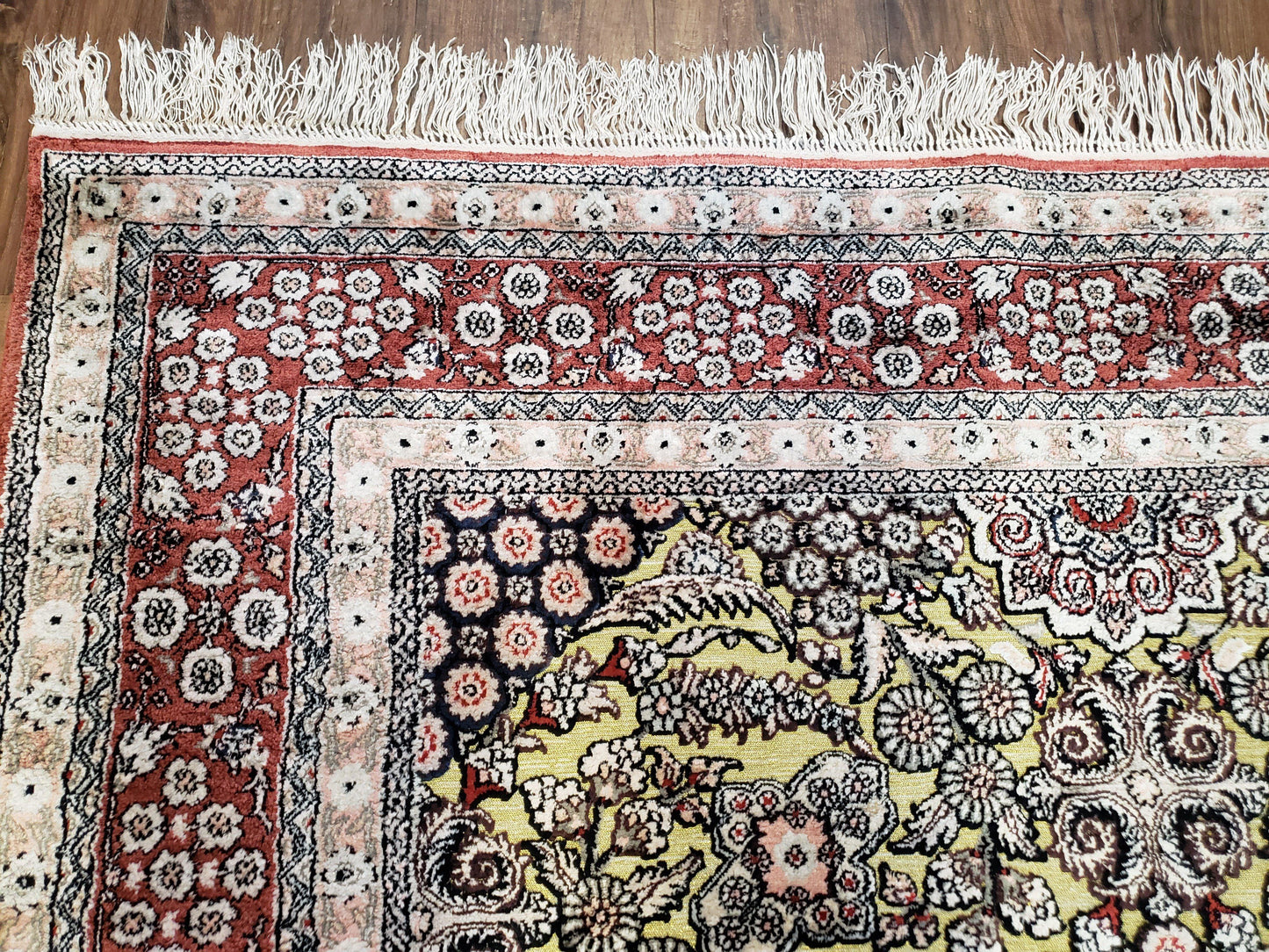 Kashmiri Silk Rug 5x8 Indian Handmade With Gold Threads Luxury Vintage Style