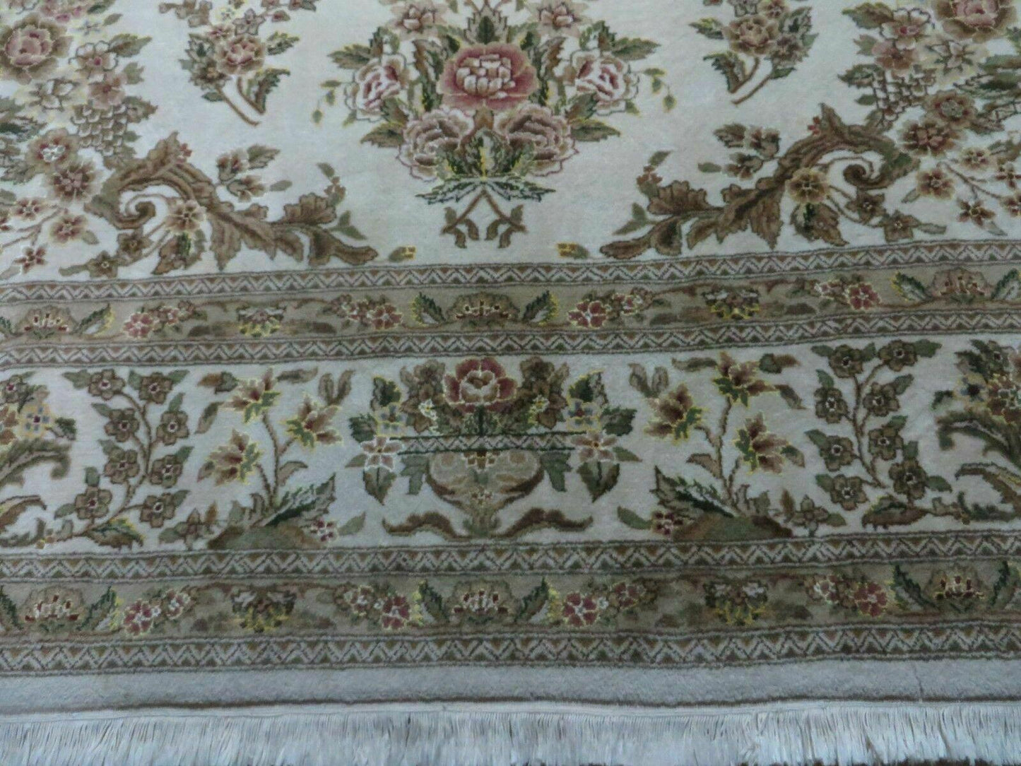 Handmade Chinese Floral Wool Silk Oriental Rug 8 By 10 Ivory Accent
