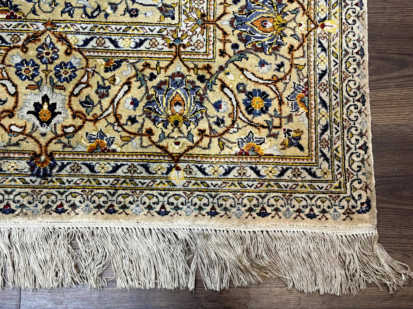 Antique Silk Persian Kashan Rug 4 Ft 6 In By 7 Ft 2 In Ivory Field With Floral Motifs