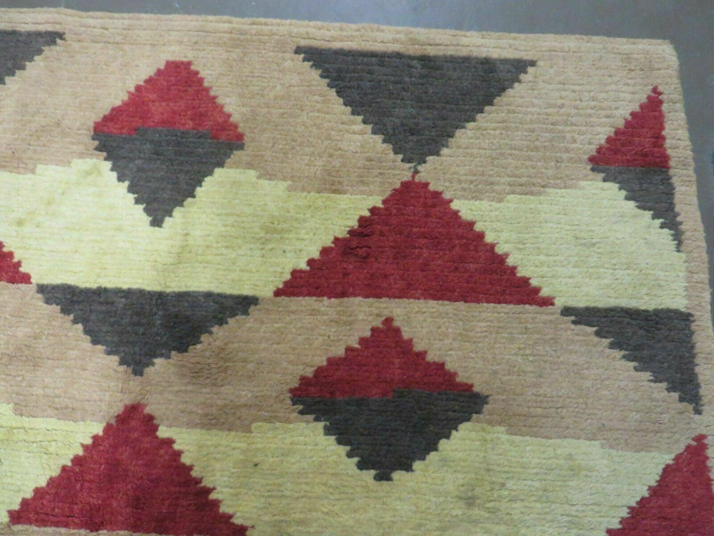 Handmade Tibetan Wool Rug Allover Pattern 68 x 98 Art Deco Contemporary Decor