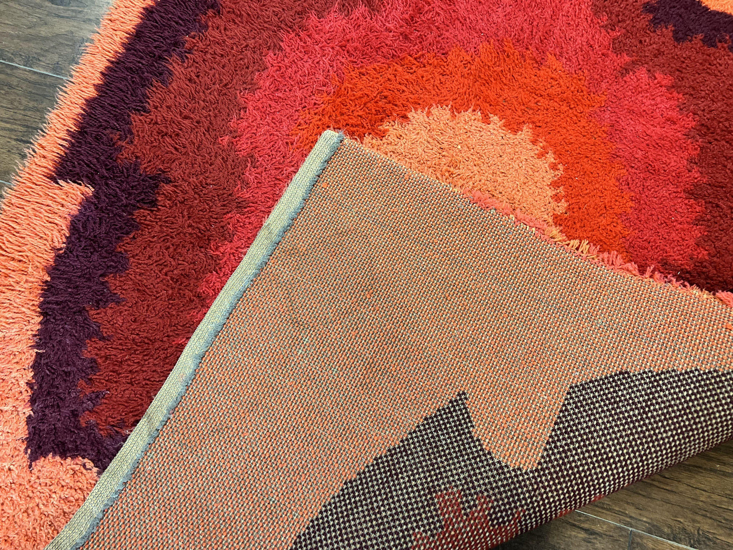 Danish Rya Shag Rug 4x6, Mid Century 1960s Retro Vintage Wool Rug, Shades of Red