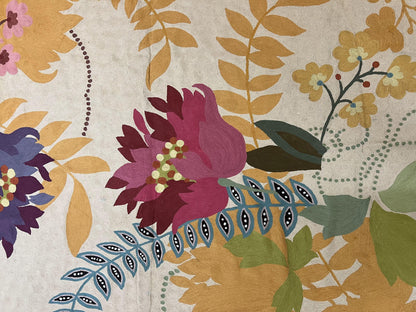 Indian Chain Stitched Rug 4x6, Hand Stitched Indian Embroidery Carpet, Large Floral Design, Contemporary, Cream and Colorful Flowers, Wool